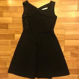 3/$20! 🎊 Kaileigh Black Dress w/ Criss-Cross Back